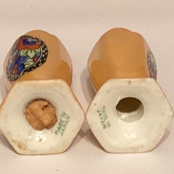 Salt and Pepper Shakers with Caddy Ware Orange 3.5" - Picture 2 of 4